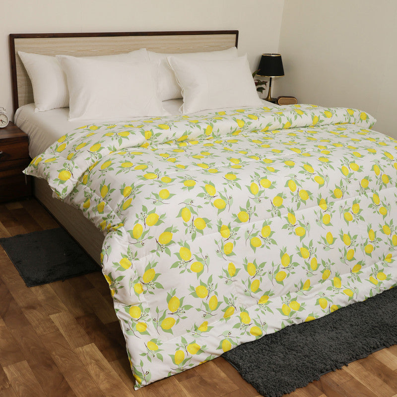 Luxurious Down Alternative AC Comforter | All-Season Warmth | 1 PC Comforter Set | 100% Microfiber Cover | Down Fiber Duvet Insert (Lemon Print)
