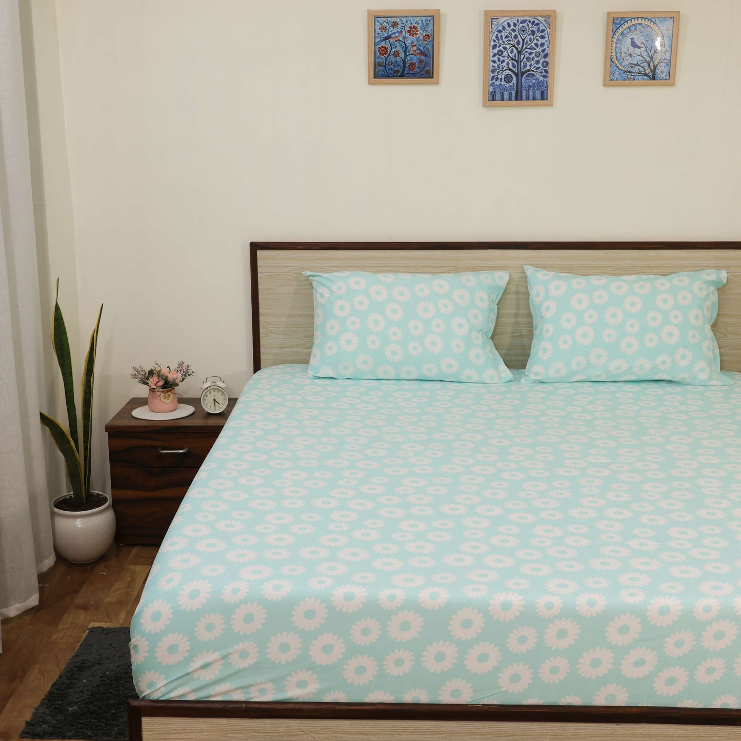 Premium Printed Microfiber All Round Elastic Fitted Bedsheet only| 10 Inch Deep Pocket | Wrinkel Free Bed Cover (Daisy Delight Print)