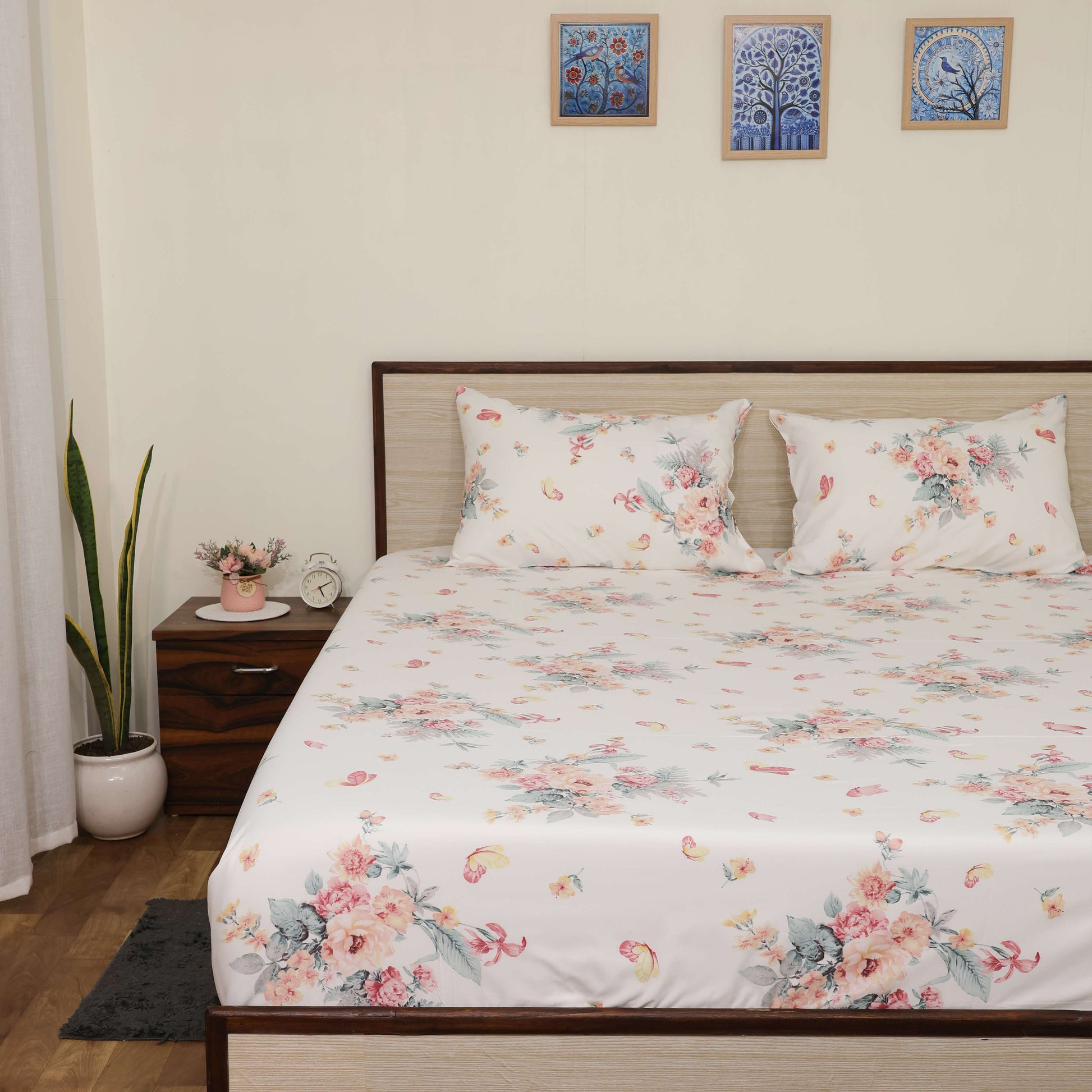 Luxury 1800 Brushed Microfiber 4PCs Printed Bedsheet chadar Set - Soft and Breathable - 1 Flat Sheet, 1 Fitted Sheet with 2 Pillow Cover - 10" Drop (Pink Rose Print)