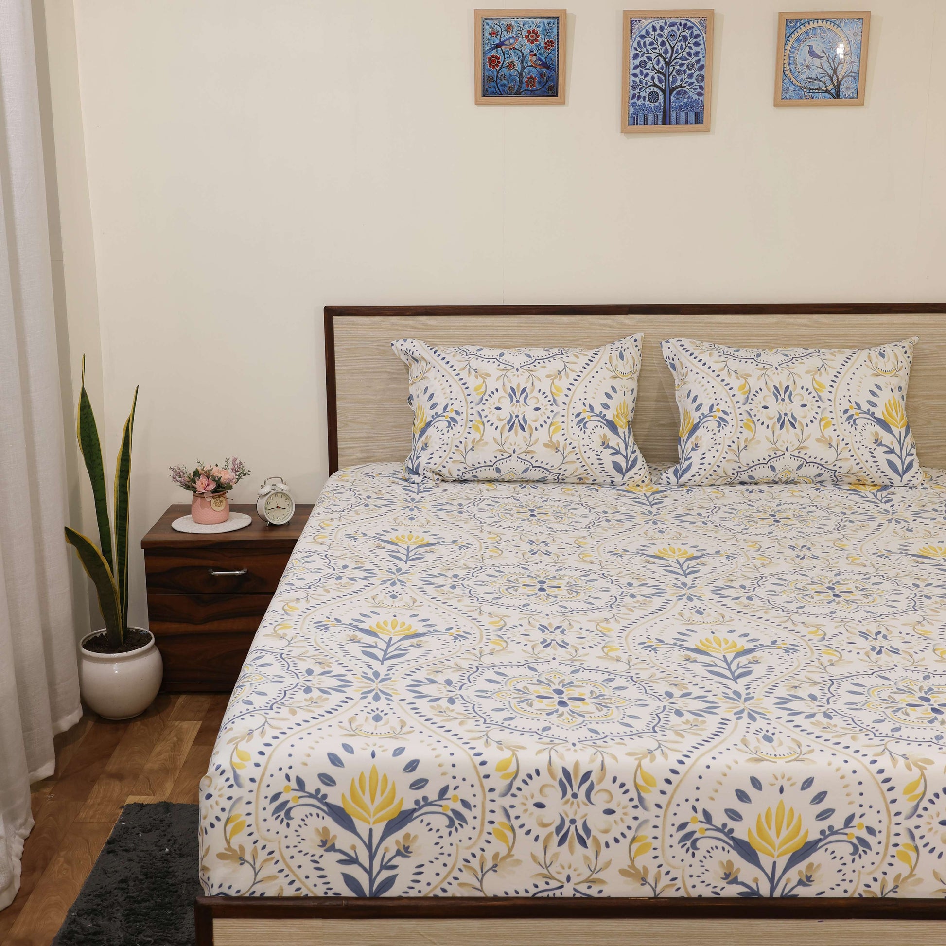 Super Soft Microfiber Fitted Bedsheet | All-Round Elastic | 10-Inch Deep Pocket | Fade, Stain & Wrinkle Resistant | 2 Pillow Covers (Batik Beauty Print)