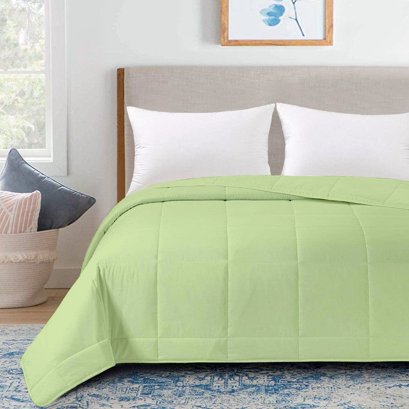 Luxurious Down Alternative AC Comforter | All-Season Warmth | 1 PC Comforter Set with 100% Microfiber Cover | Soft Down Fiber Duvet Insert (Sage)