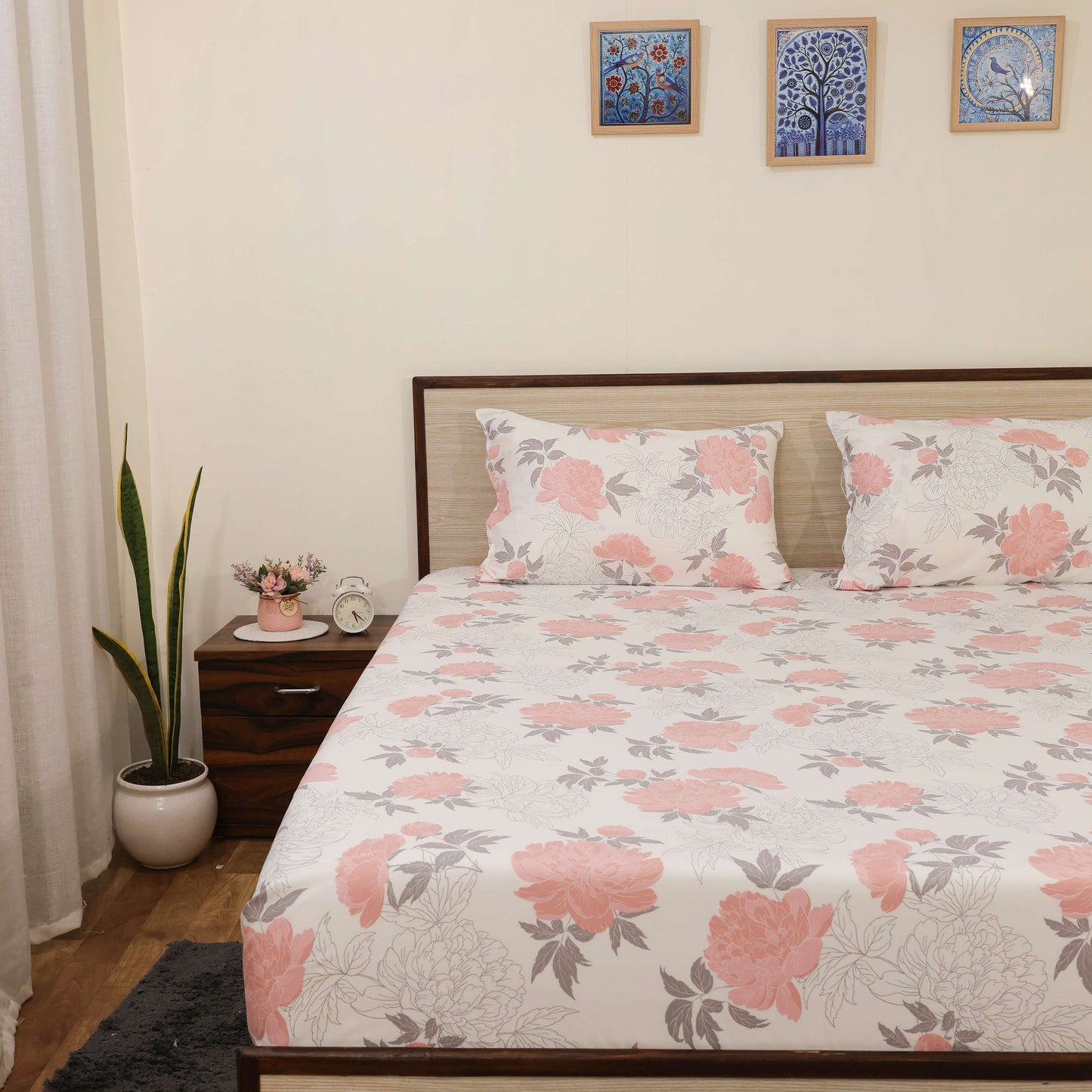 Luxury 1800 Brushed Microfiber 4PCs Printed Bedsheet chadar Set - Soft and Breathable - 1 Flat Sheet, 1 Fitted Sheet with 2 Pillow Cover - 10" Drop (Blush Petals Print)