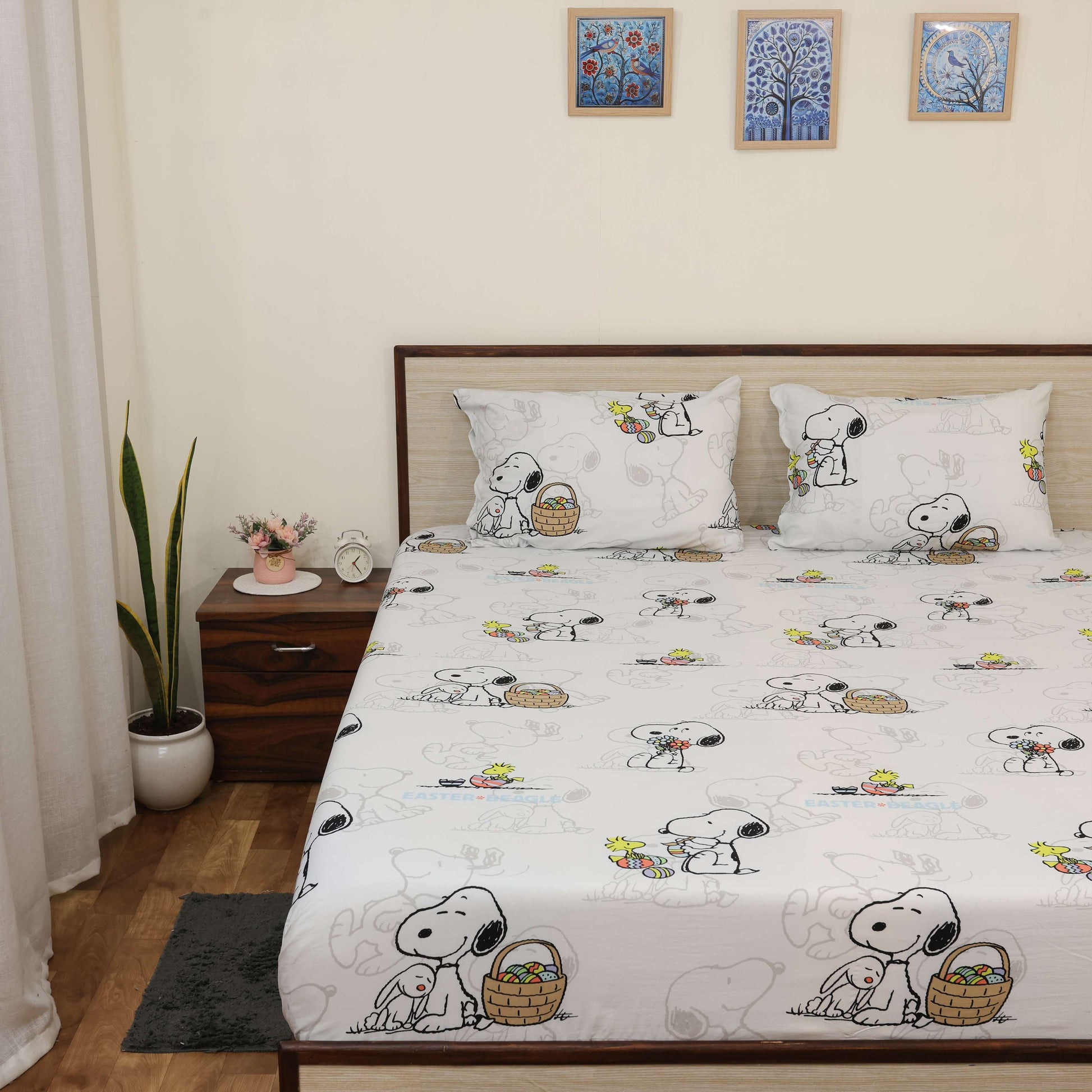 Premium Printed Microfiber All Round Elastic Fitted Bedsheet only| 10 Inch Deep Pocket | Wrinkel Free Bed Cover (Easter Beagle Print)