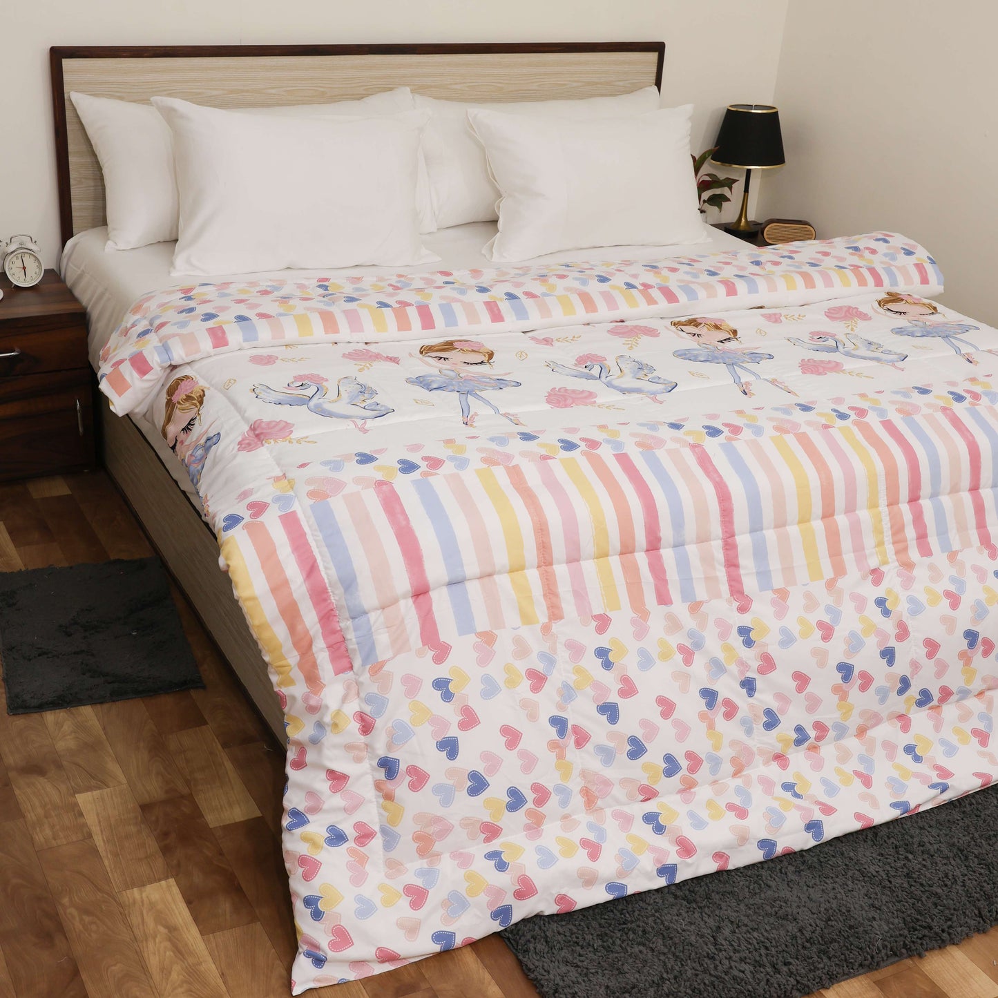 Luxurious Down Alternative AC Comforter | All Season Warmth Down 1 PC Comforter Set | 100% Microfiber Cover | Down Fiber Duvet Insert (Princess girl with Heart)