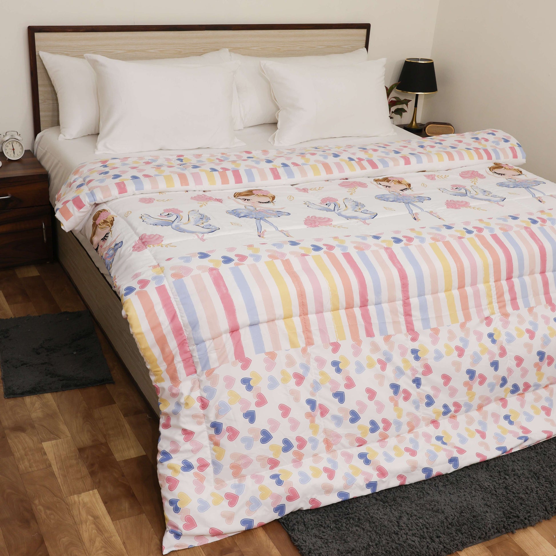 Premium Microfiber Duvet Cover Set | Soft, Durable, Wrinkle-Resistant & Easy-Care Bedding (Princess girl with Heart)