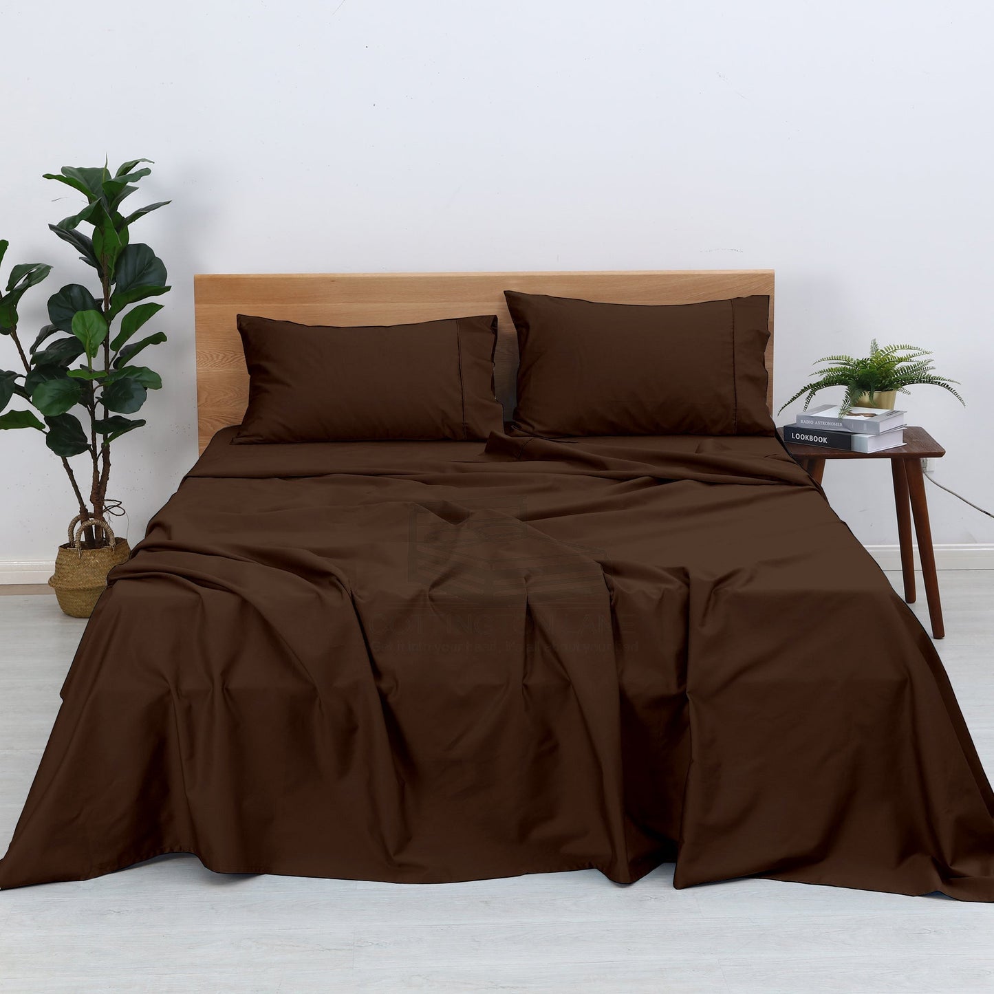 4 Piece Premium Sheet Set - 100% Egyptian Cotton - Soft & Cooling Luxury Hotel Sheets - Chocolate