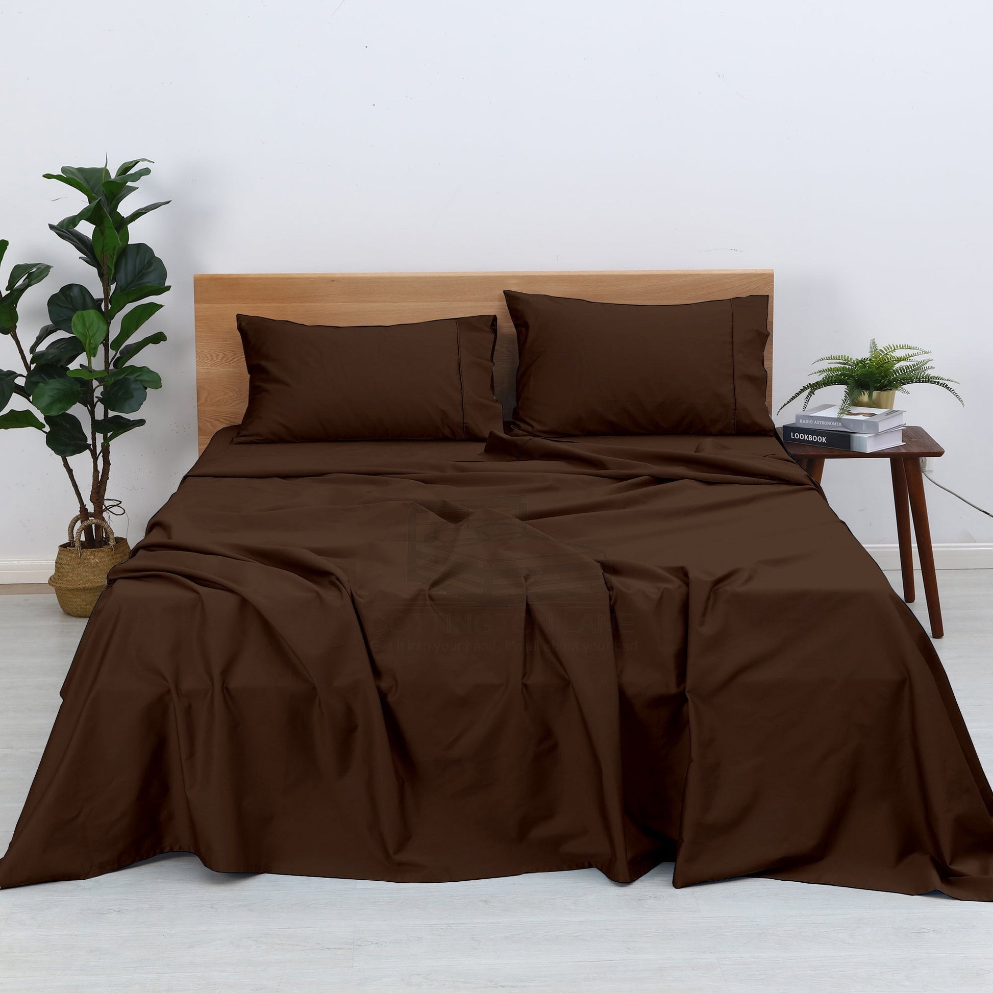 4 Piece Premium Sheet Set - 100% Egyptian Cotton - Soft & Cooling Luxury Hotel Sheets - Chocolate
