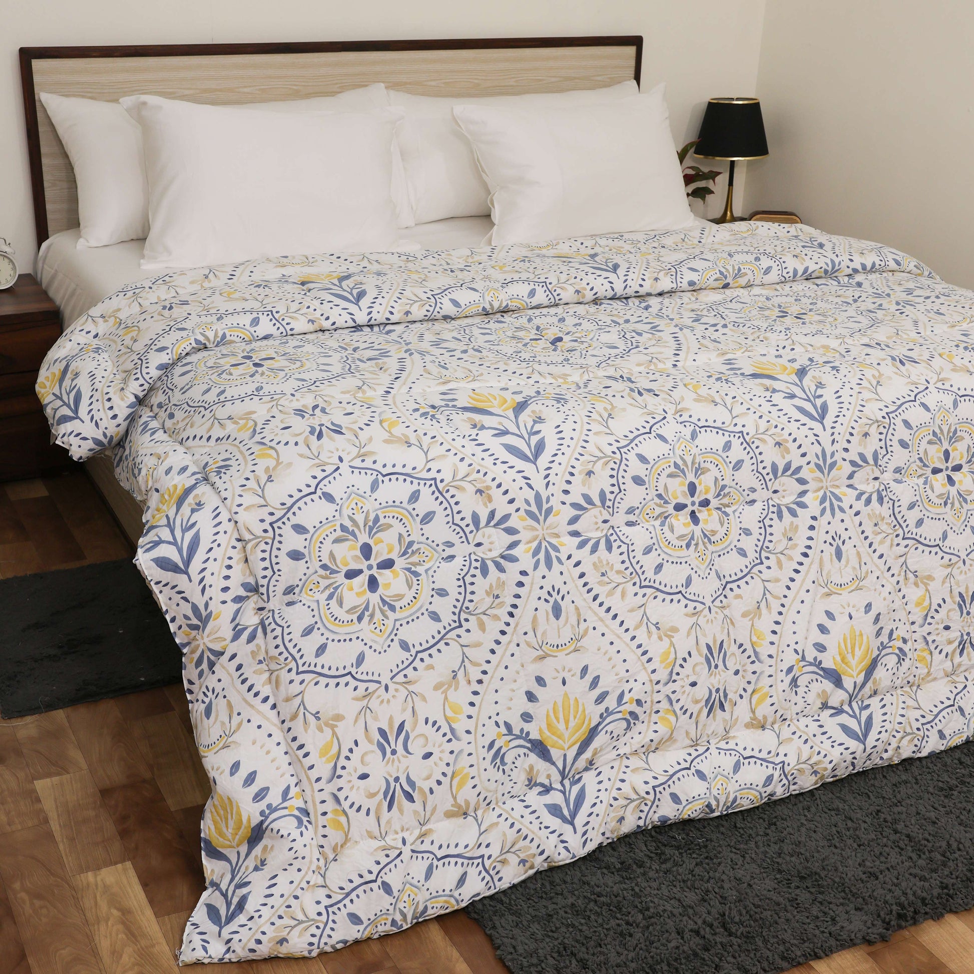 Premium Microfiber Duvet Cover Set | Soft, Durable, Wrinkle-Resistant & Easy-Care Bedding (Batik Beauty Print)