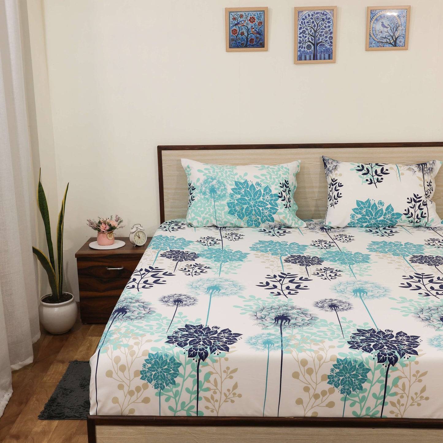 Luxury 1800 Brushed Microfiber 4PCs Printed Bedsheet chadar Set - Soft and Breathable - 1 Flat Sheet, 1 Fitted Sheet with 2 Pillow Cover - 10" Drop (Coverlet Blue Floral Print)